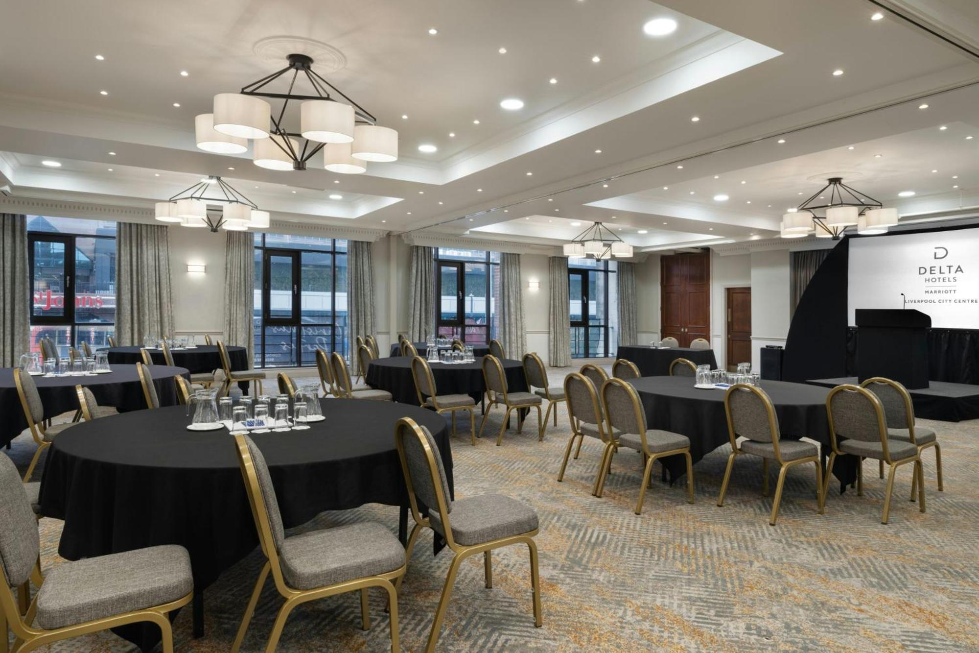 Delta Hotels By Marriott Liverpool City Centre Esterno foto